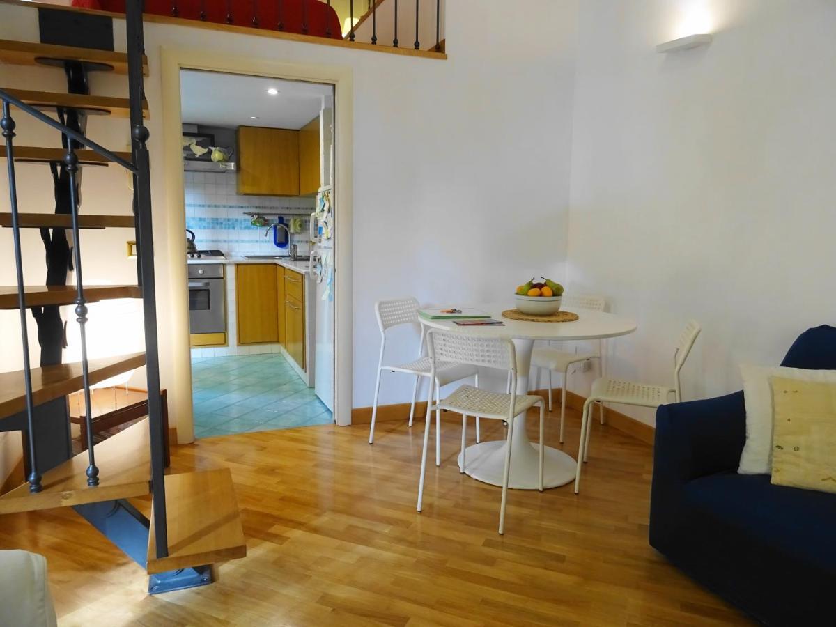 Mezzocannone Holiday House Nápoly Kültér fotó