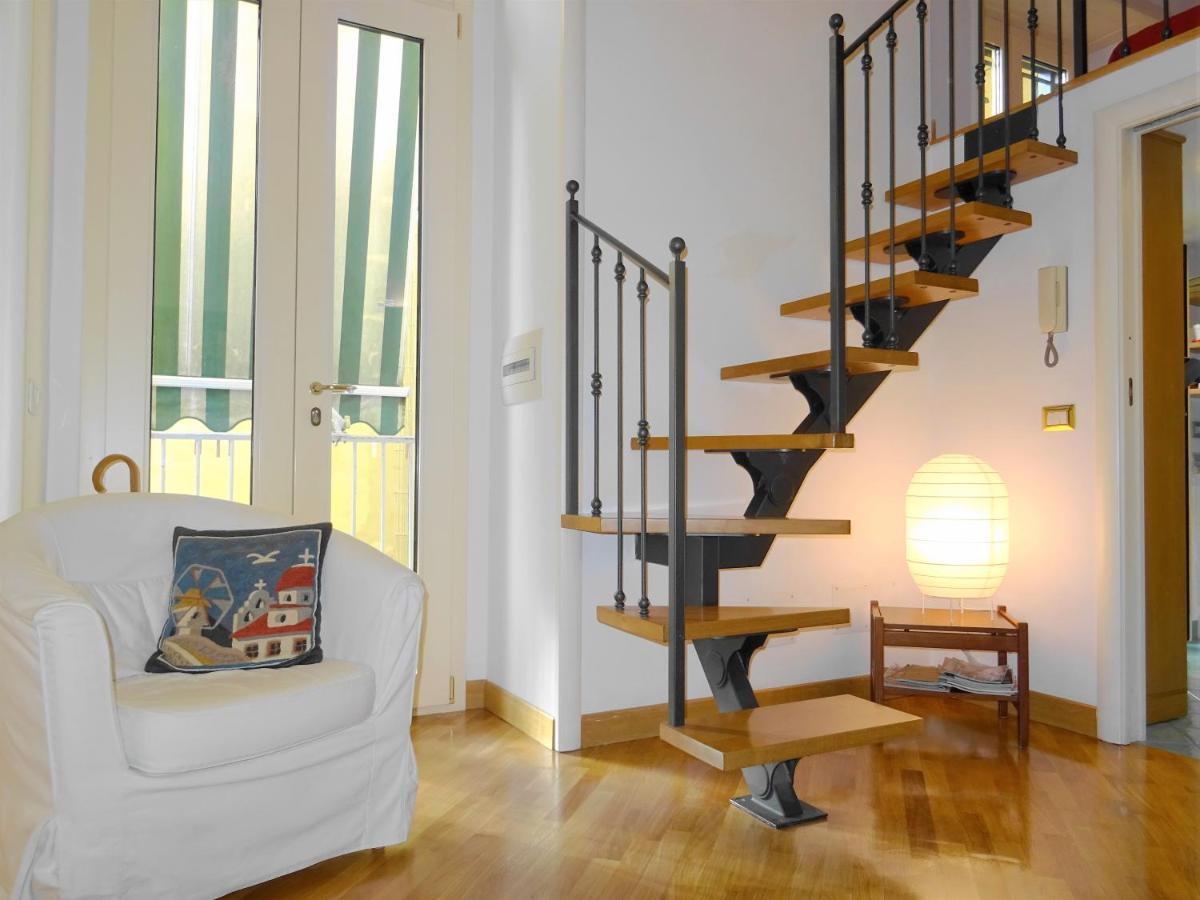 Mezzocannone Holiday House Nápoly Kültér fotó