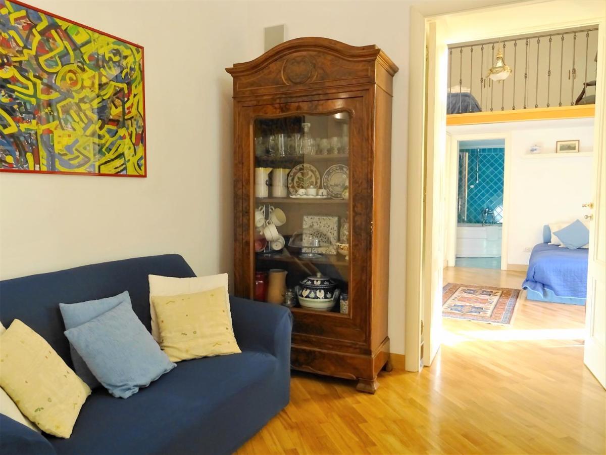Mezzocannone Holiday House Nápoly Kültér fotó